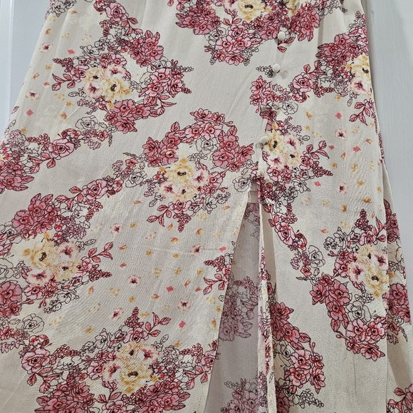 NWT COCO + jaimeson Split Hem High Waist Button Front Midi Skirt, Small - Picture 9 of 10